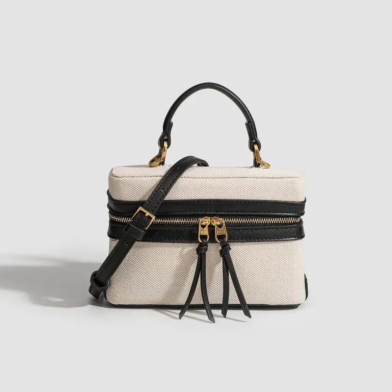 Sac Box en Toile – Élégance Décontractée