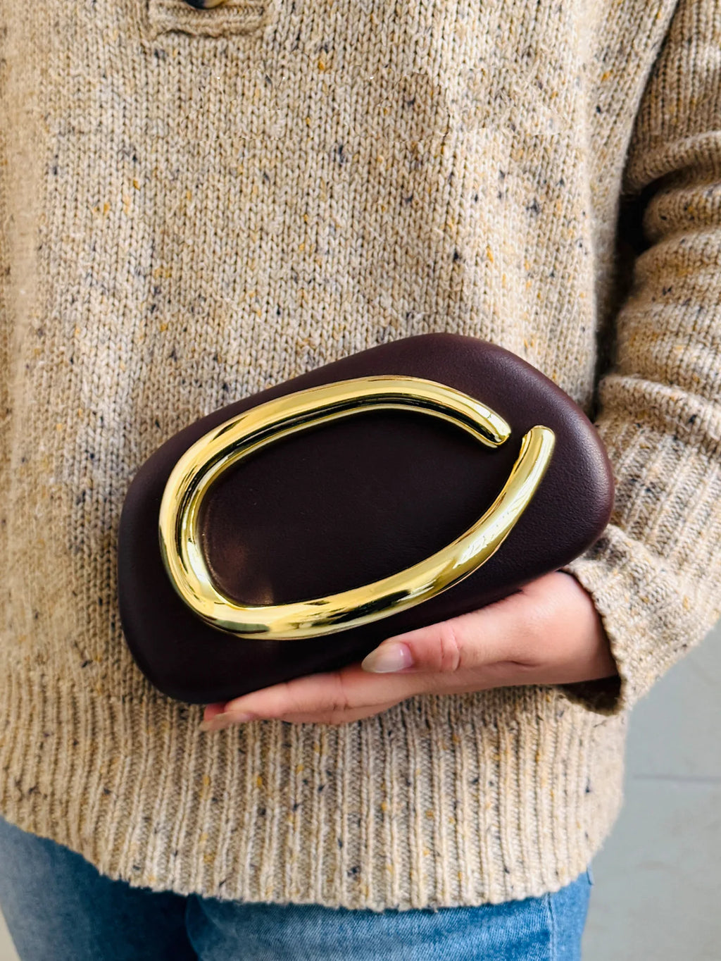 Pochette de Soirée Dorée – Élégance Intemporelle